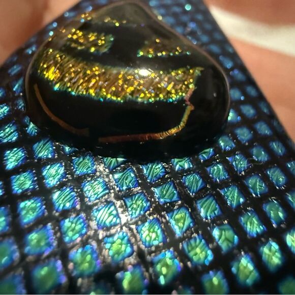 DICHROIC FUSED GLASS PINS – SET OF 3 ABSTRACT STATEMENT PIECES 🎨💫 - Picture 14 of 17